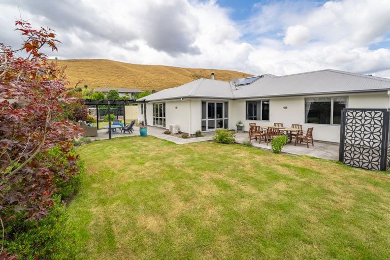 Photo of property in 9 O'shea Place, Wakefield, 7025