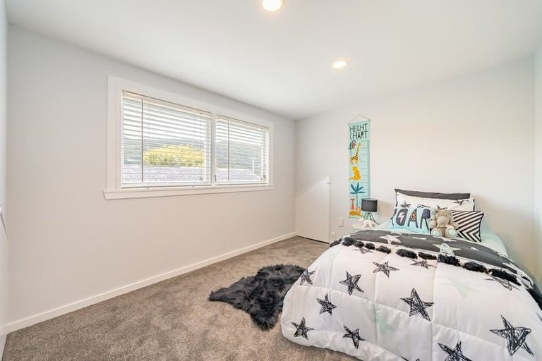 Photo of property in 15 Nile Street, Waterloo, Lower Hutt, 5011