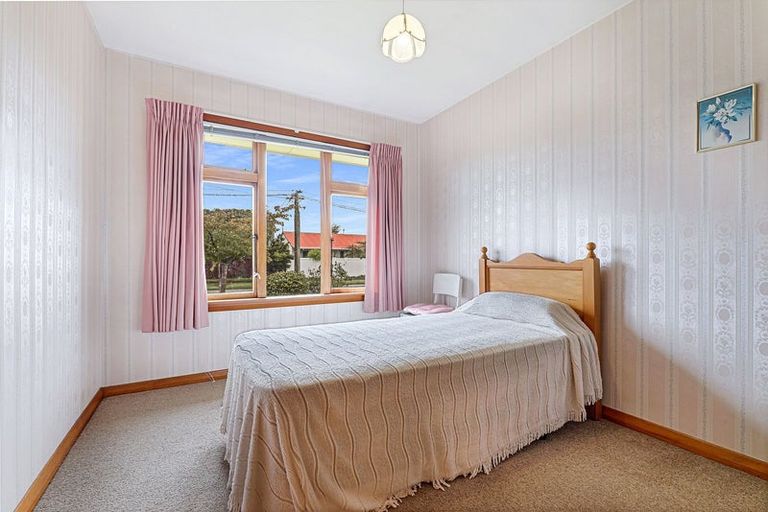 Photo of property in 1 Shaftesbury Street, Avonhead, Christchurch, 8042