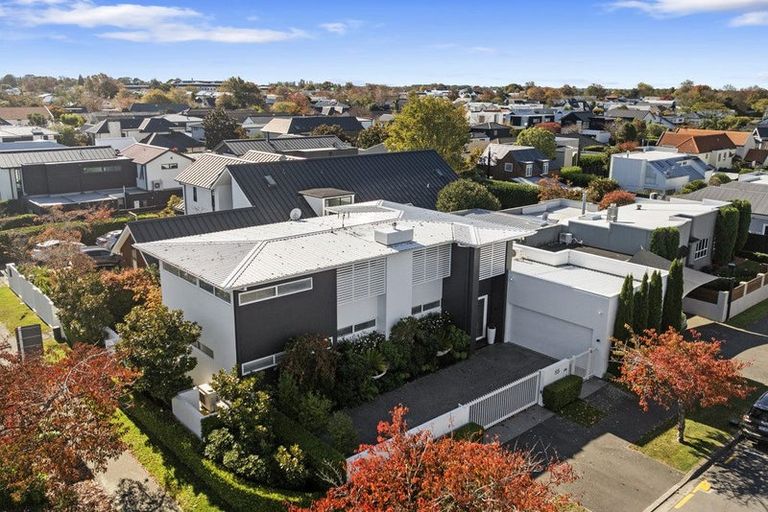 Photo of property in 55 Merivale Lane, Merivale, Christchurch, 8014