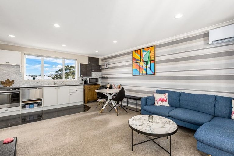 Photo of property in 25b Omar Street, Khandallah, Wellington, 6035