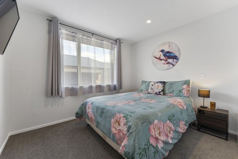 Photo of property in 5 Travertine Street, Cromwell, 9310