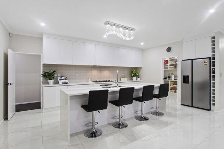 Photo of property in 16 Catherine Mclean Road, Pukekohe, 2120