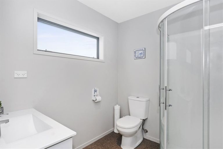 Photo of property in 1321a Papamoa Beach Road, Papamoa Beach, Papamoa, 3118