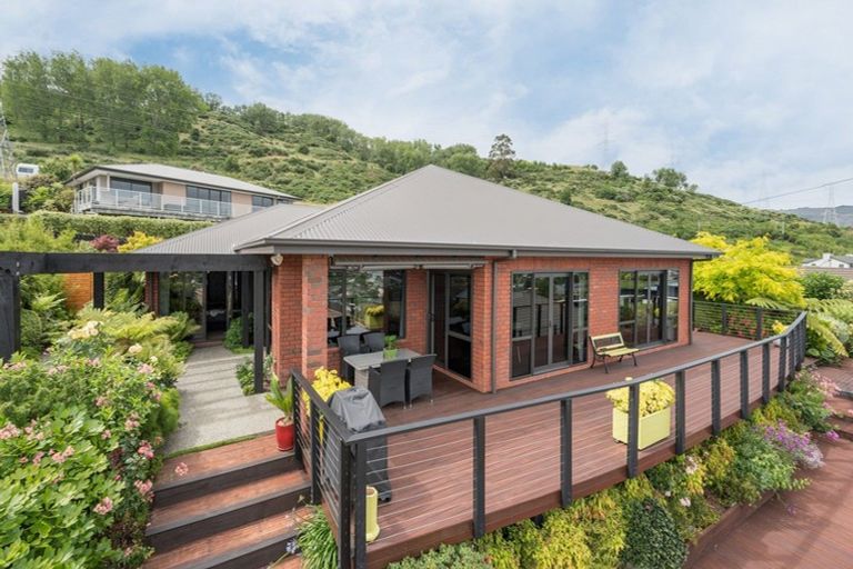 Photo of property in 5 Berkshire Place, Stoke, Nelson, 7011