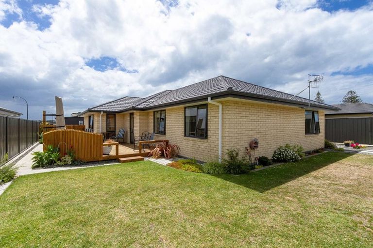 Photo of property in 11 Waimakariri Drive, Awatoto, Napier, 4110