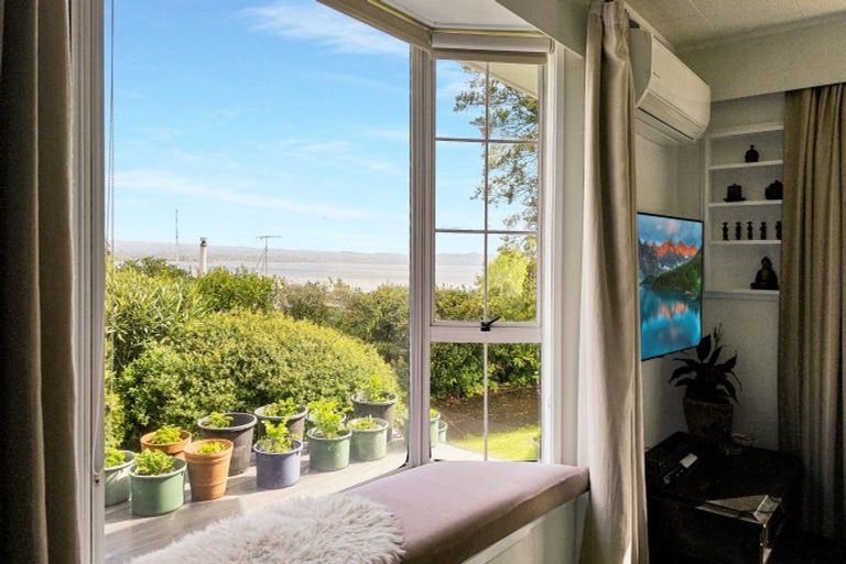 Photo of property in 7 Aries Place, Kawaha Point, Rotorua, 3010