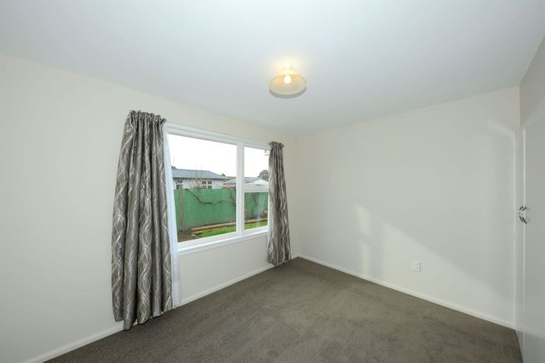 Photo of property in 2/345 Breezes Road, Aranui, Christchurch, 8061