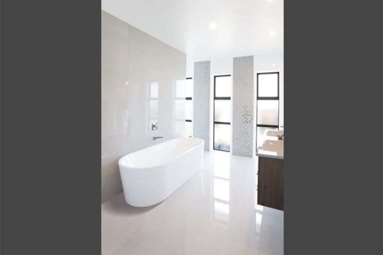 Photo of property in 50 William Andrew Road, Pukekohe, 2120