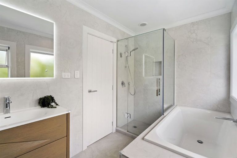 Photo of property in 8 Sandford Street, Campbells Bay, Auckland, 0630