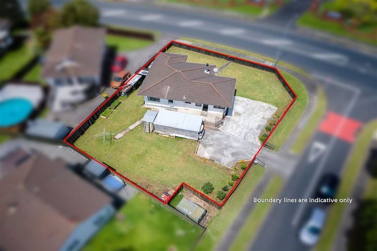 Photo of property in 213 Mahia Road, Wattle Downs, Auckland, 2103