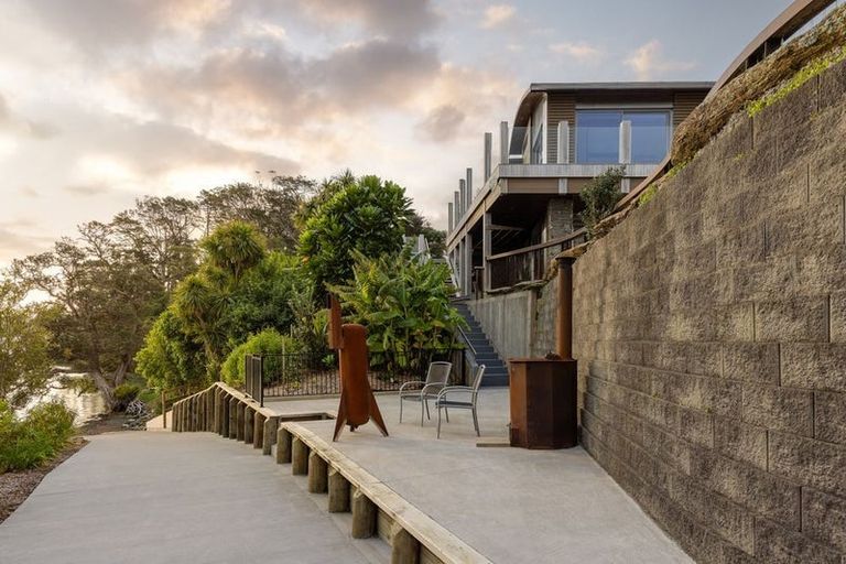 Photo of property in 16 Grant Street, Mahurangi East, Warkworth, 0982