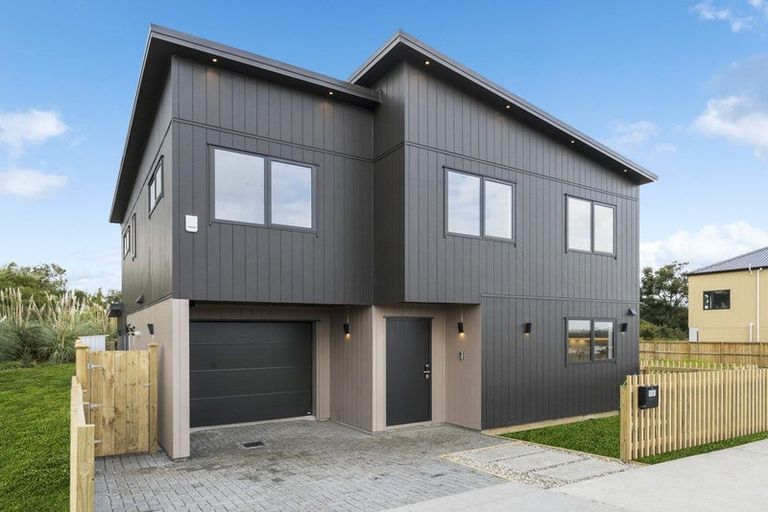 Photo of property in 19 Taipahitini Road, Rosehill, 2113