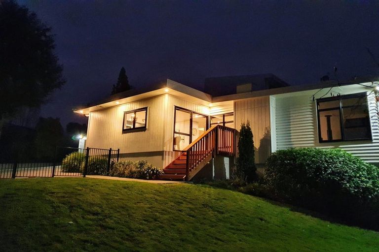 Photo of property in 90 Awatere Avenue, Beerescourt, Hamilton, 3200