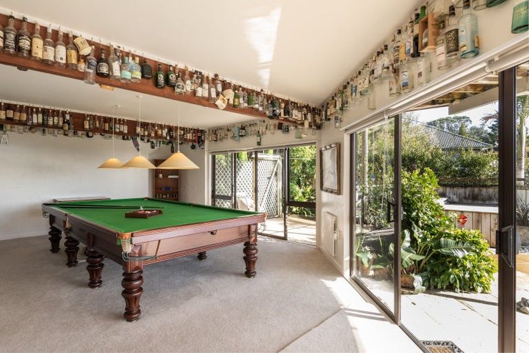 Photo of property in 153 Mellons Bay Road, Mellons Bay, Auckland, 2014