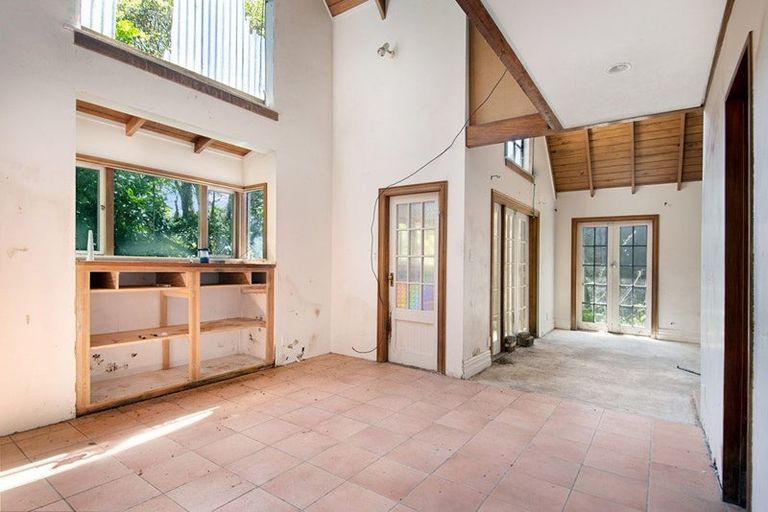 Photo of property in 154 Opanuku Road, Henderson Valley, Auckland, 0612