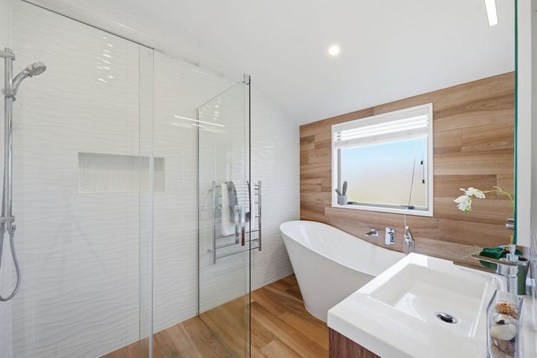 Photo of property in 13a Bayswater Avenue, Bayswater, Auckland, 0622