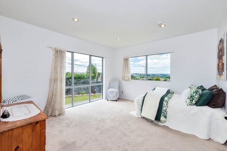 Photo of property in 200 Metcalfe Road, Ranui, Auckland, 0612