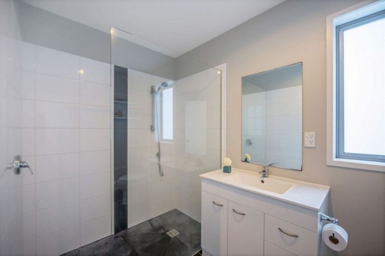 Photo of property in 4a Astrolabe Place, Gulf Harbour, Whangaparaoa, 0930