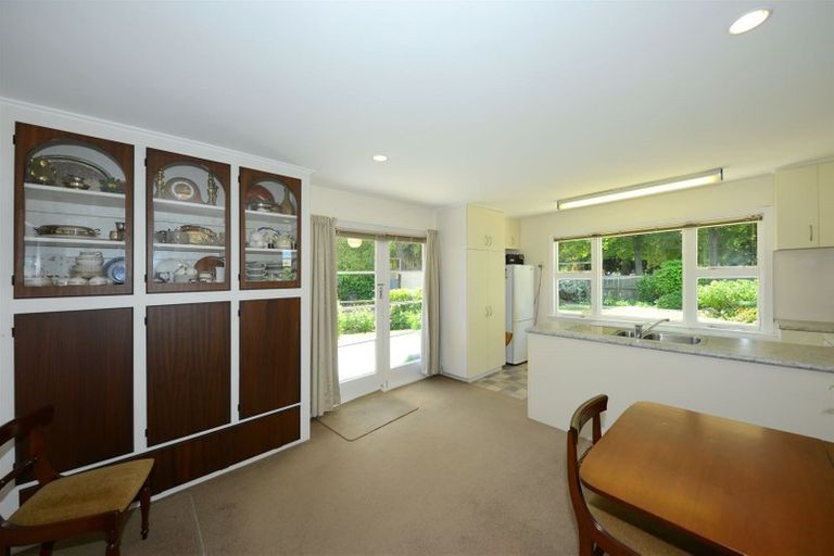 Photo of property in 6 Bevington Street, Avonhead, Christchurch, 8042