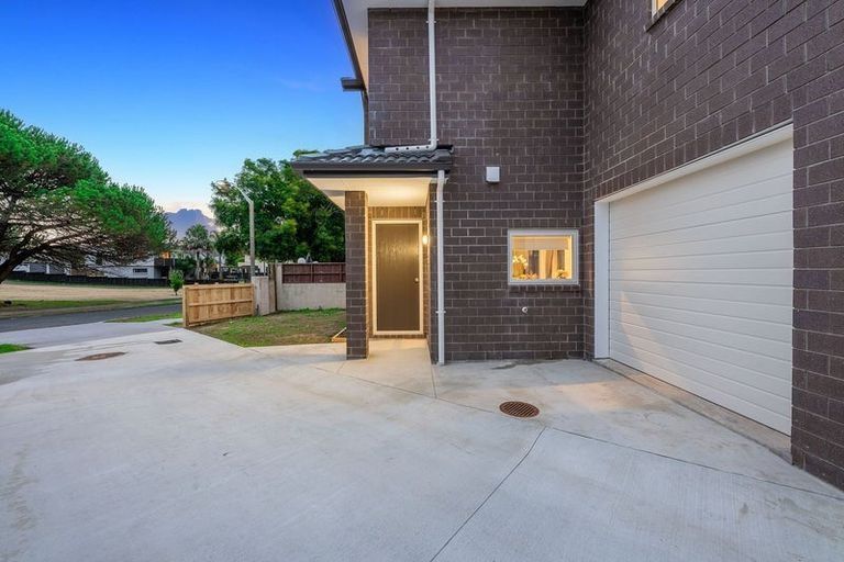 Photo of property in 4a Bosun Place, Te Atatu Peninsula, Auckland, 0610