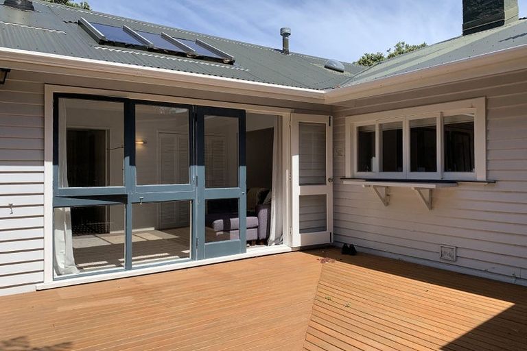 Photo of property in 533a Broadway, Miramar, Wellington, 6022