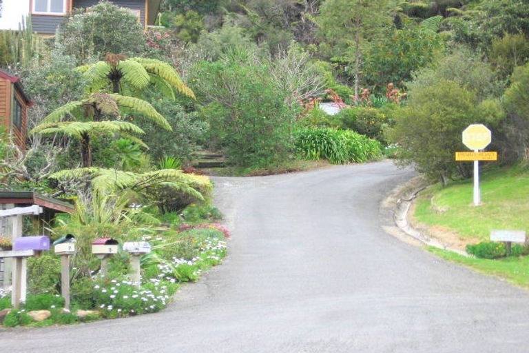 Photo of property in 12 Patricia Place, Hahei, Whitianga, 3591