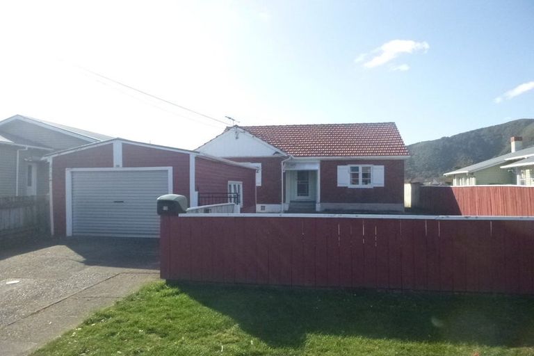 Photo of property in 52 Bell Road, Waiwhetu, Lower Hutt, 5010