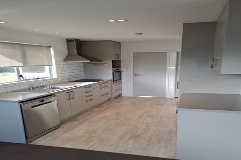 Photo of property in 170 Ransom Smyth Drive, Goodwood Heights, Auckland, 2105