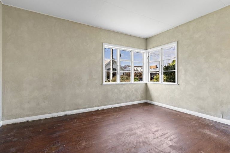 Photo of property in 17 Ohio Street, Martinborough, 5711