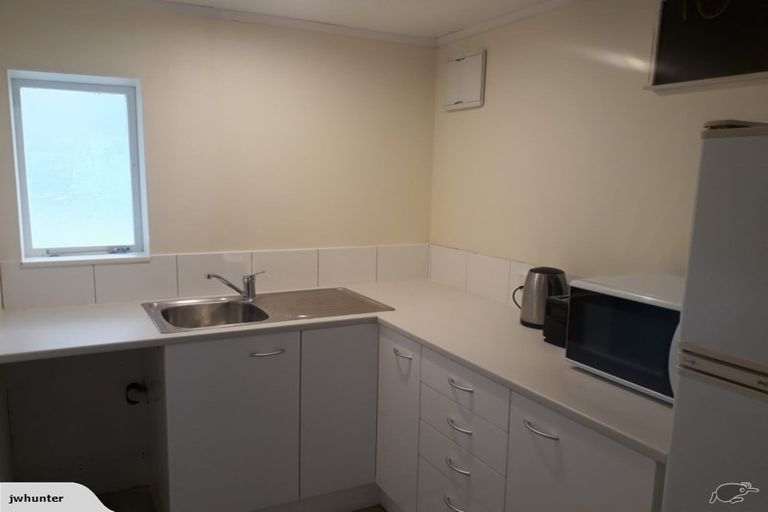 Photo of property in 7 Sea Vista Avenue, Beach Haven, Auckland, 0626