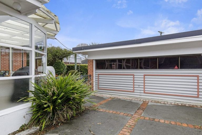 Photo of property in 4 Parnell Street, Fairfield, Lower Hutt, 5011