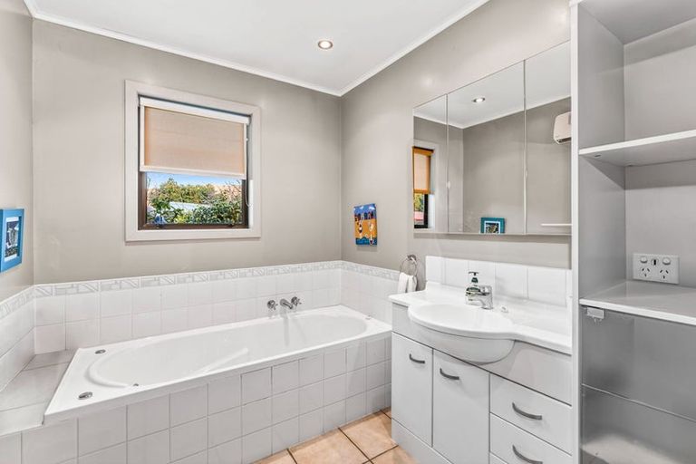 Photo of property in 202 Stone Street, Wanaka, 9305