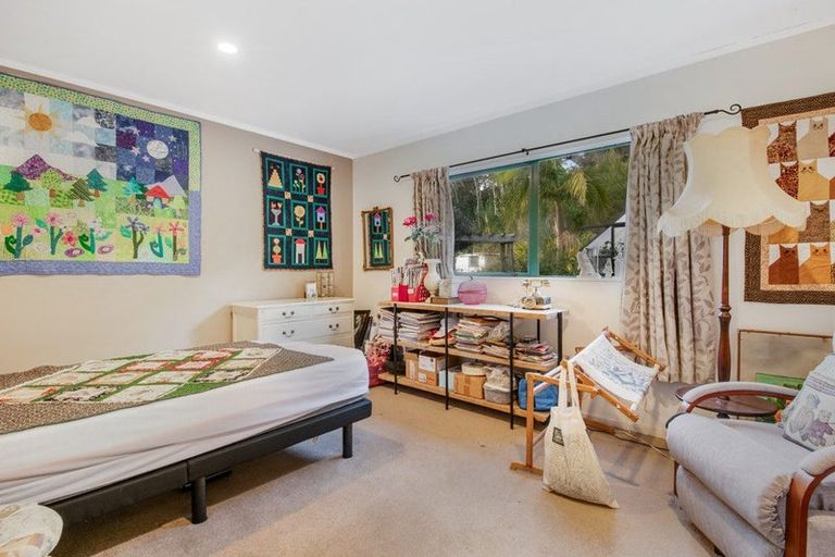 Photo of property in 4 Ferngully Road, Helensville, Kaukapakapa, 0871