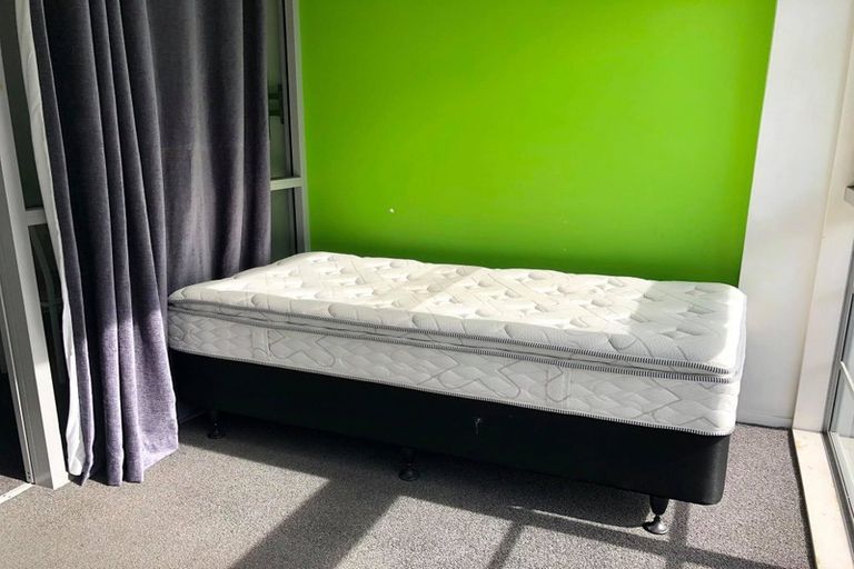 Photo of property in Waldorf Bankside Apartments, 4e/8 Bankside Street, Auckland Central, Auckland, 1010