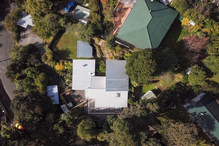 Photo of property in 70 Wyndham Road, Pinehaven, Upper Hutt, 5019