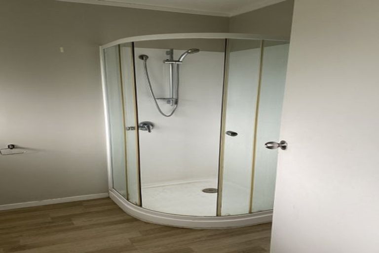 Photo of property in 2/12 Oakley Avenue, Claudelands, Hamilton, 3214