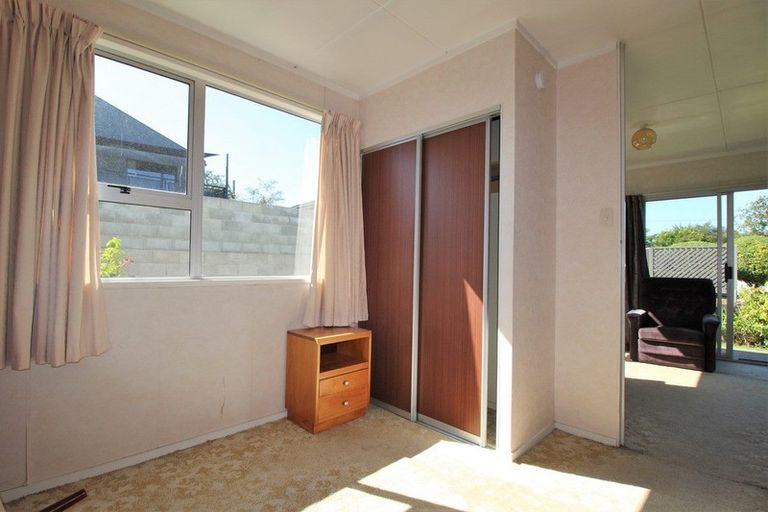 Photo of property in 2/4 Simmonds Street, Alexandra, 9320