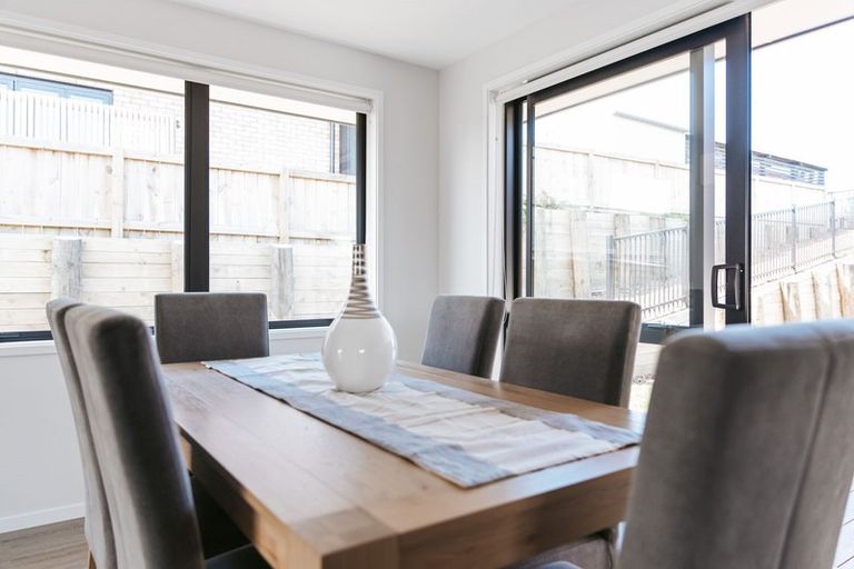 Photo of property in 22 Stingray Drive, Omokoroa, 3114