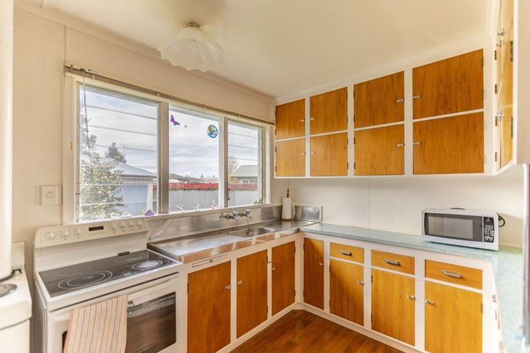 Photo of property in 4 Avon Terrace, Taradale, Napier, 4112