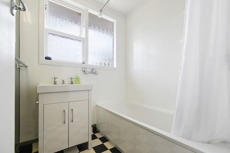 Photo of property in 7 Northolt Road, Fairview Downs, Hamilton, 3214