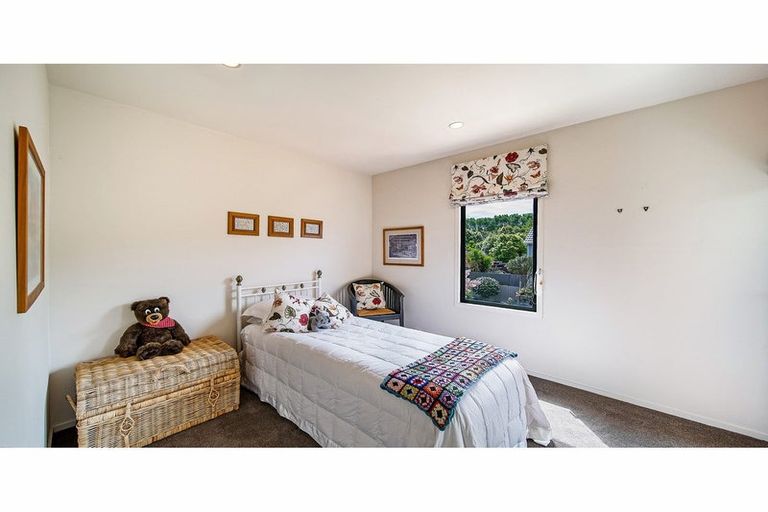 Photo of property in 16 Ridgewood Place, Shirley, Christchurch, 8061