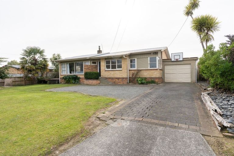 Photo of property in 6 Heath Street, St Andrews, Hamilton, 3200