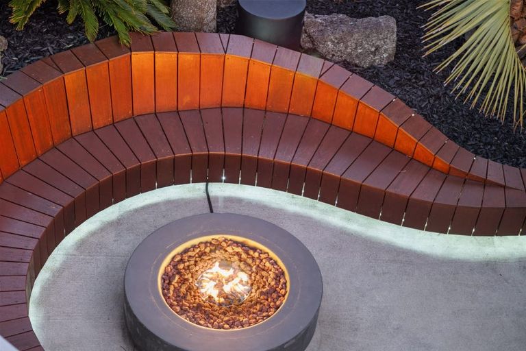 Photo of property in 282 Glamorgan Drive, Northcross, Auckland, 0630