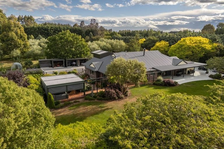 Photo of property in 13 Manna Place, West Melton, Christchurch, 7675