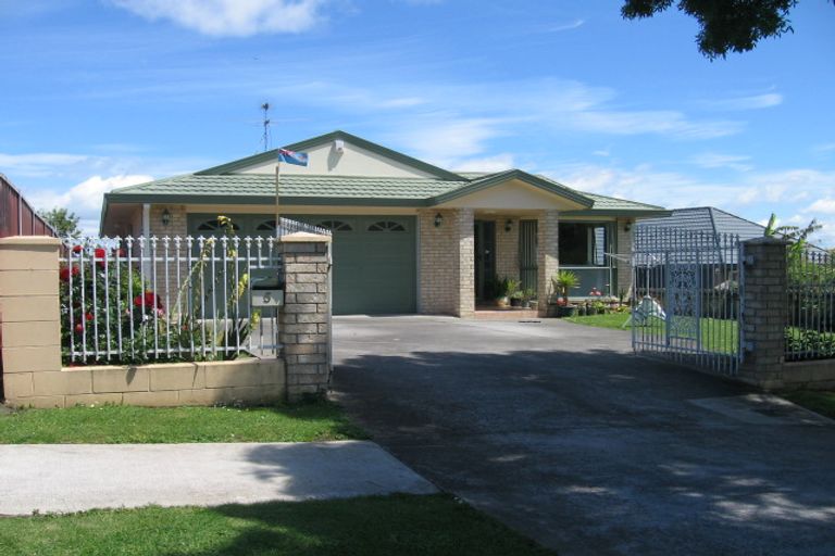 Photo of property in 5 Margaret Road, Papatoetoe, Auckland, 2025