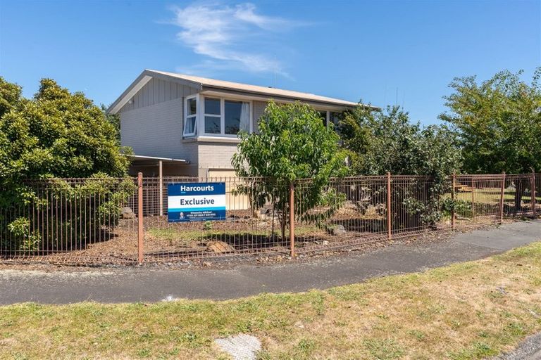 Photo of property in 1 Larnach Street, St Andrews, Hamilton, 3200