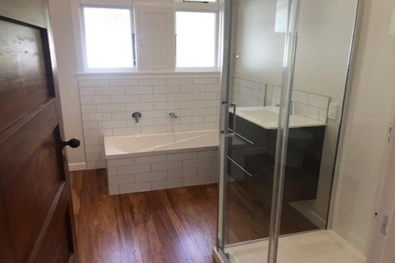 Photo of property in 79 Carrington Street, Lower Vogeltown, New Plymouth, 4310