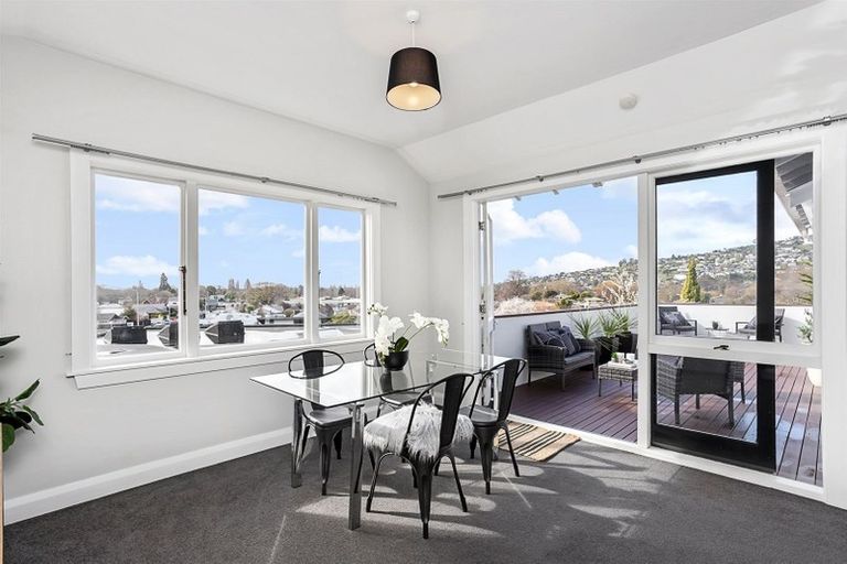 Photo of property in 2a Merlewood Avenue, Cashmere, Christchurch, 8022