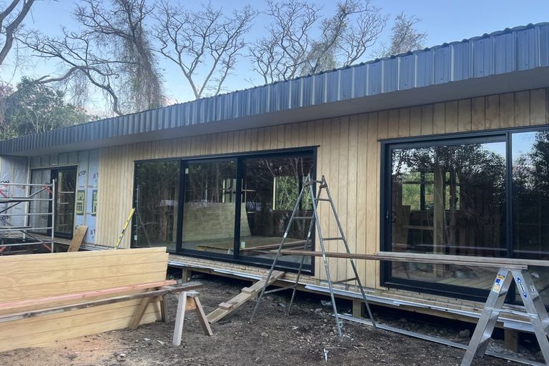 Photo of property in 24 Parawera Drive, Acacia Bay, Taupo, 3330